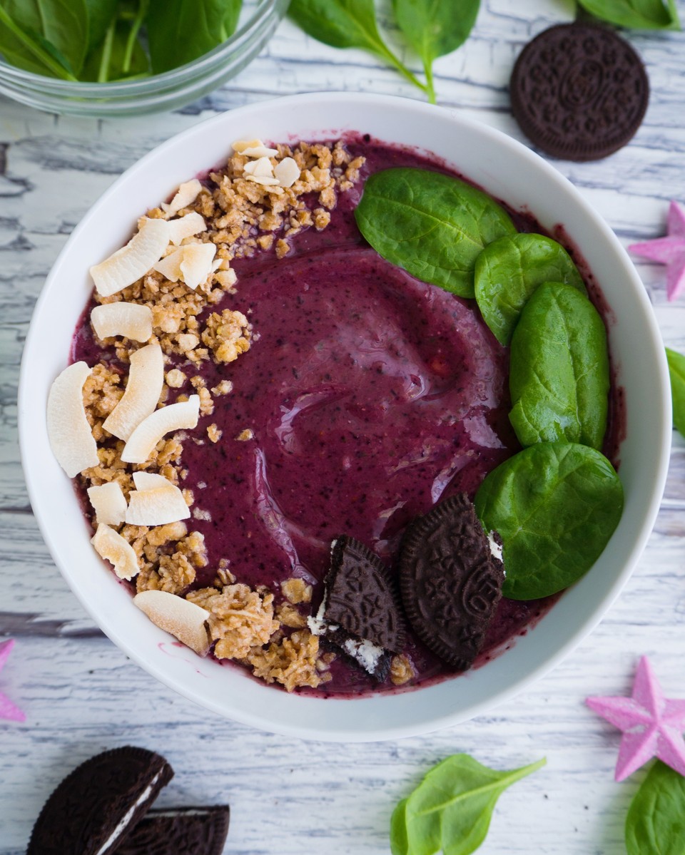 Two Healthy Smoothie Bowl Recipes (Gluten Free & Vegan)