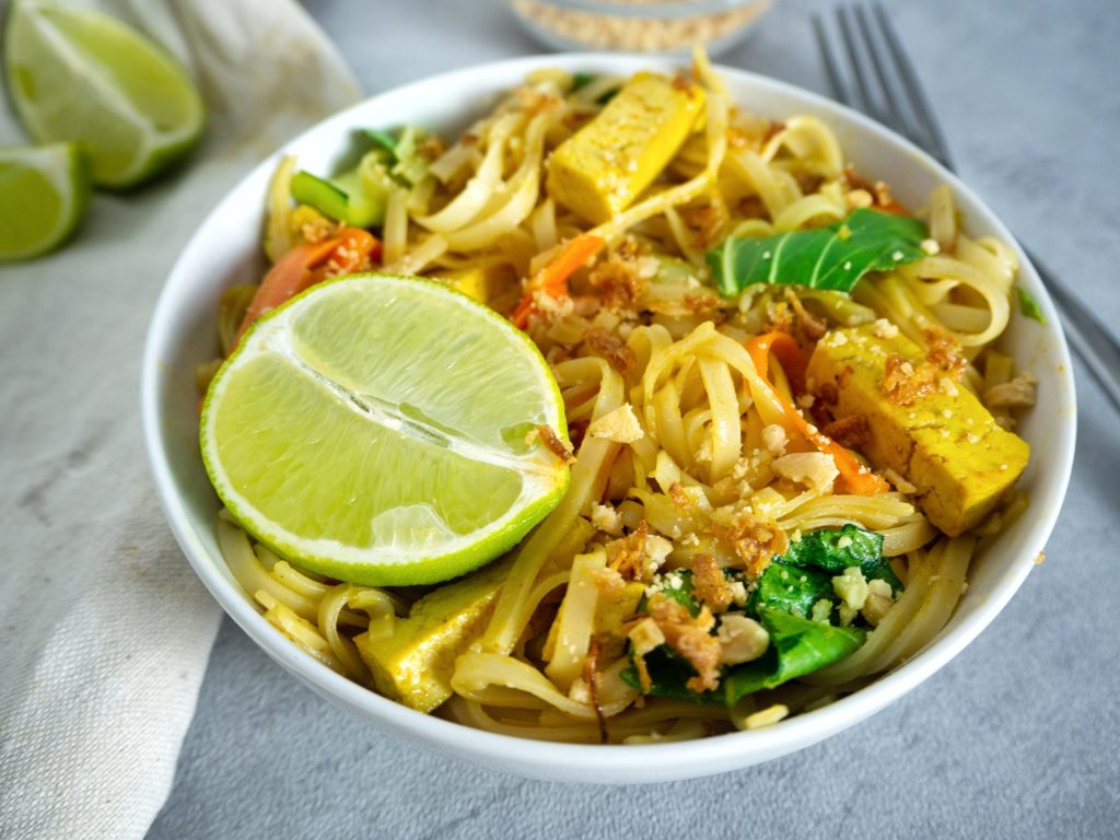 Homemade Vegan Pad Thai You Need To Try • Tasty Thrifty Timely