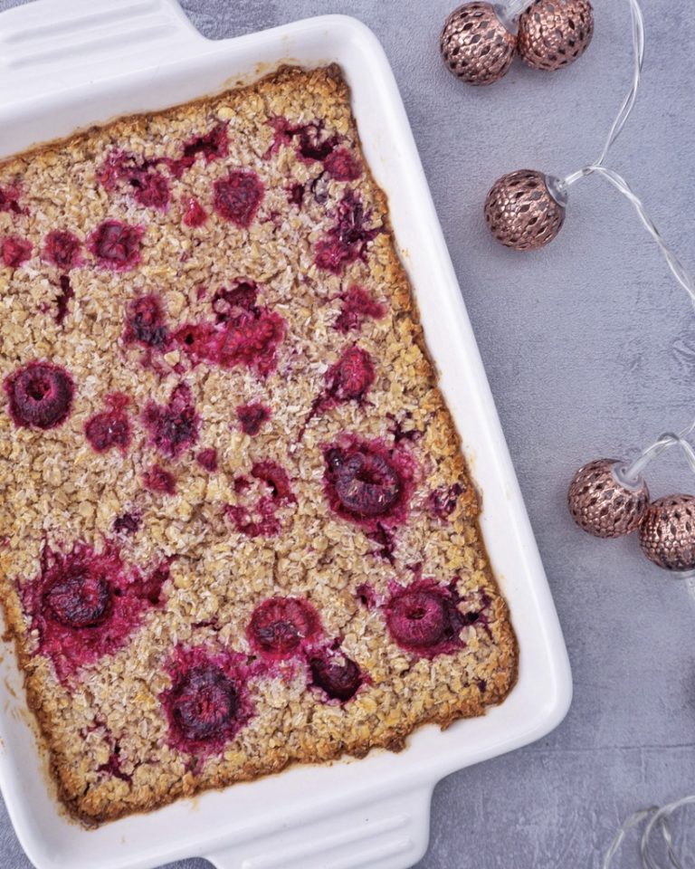 Raspberry Baked Oatmeal Recipe (Vegan)