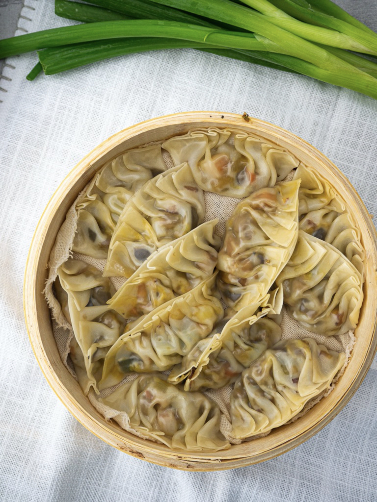 gyoza with vegetables
