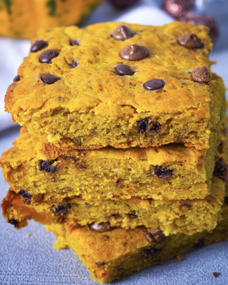 Healthy Pumpkin Bars With Chocolate Chips