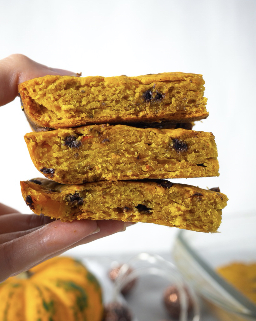 Healthy Pumpkin bars with Chocolate Chips