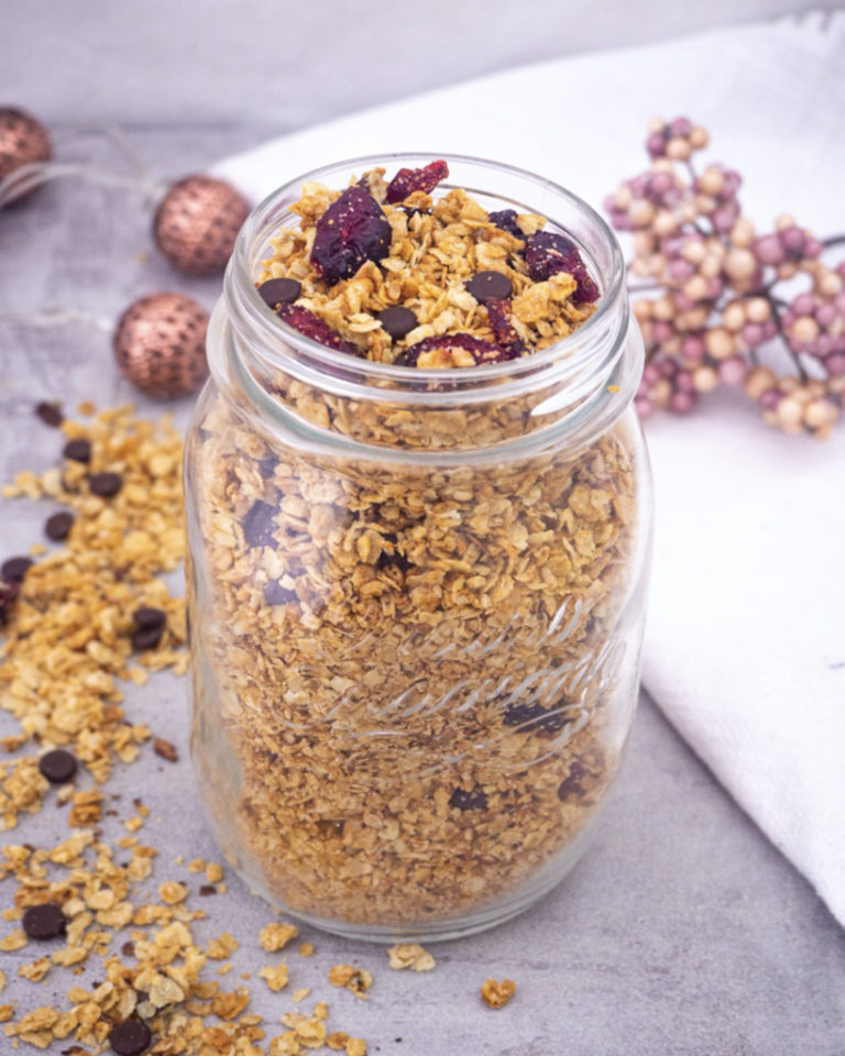 How to make Granola with 2 easy recipes