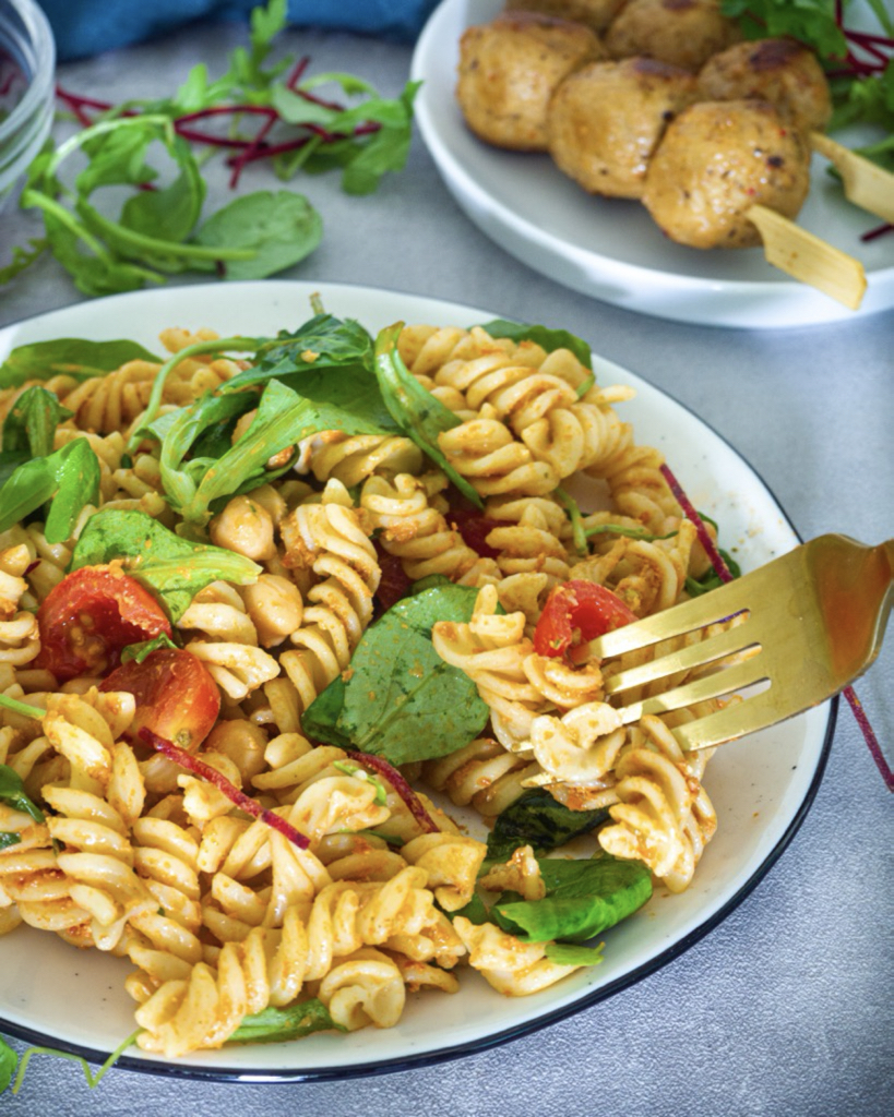 Healthy Pasta Salad With Pesto Rosso Ready In 15 Minutes