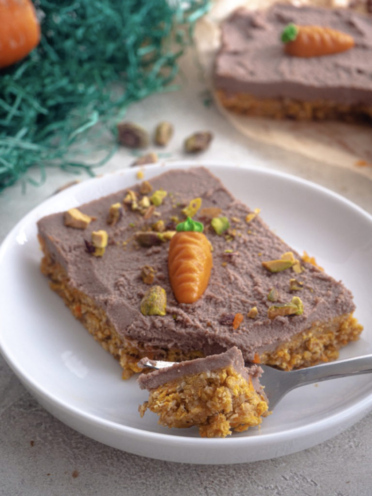 Vegan Carrot Cake with Cashew Frosting