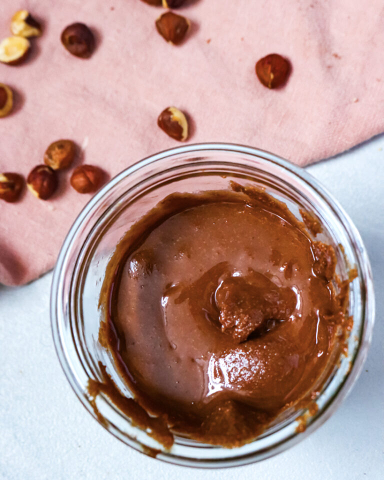 Haselnuss Schoko Aufstrich (Nutella Style) Haselnuss Schoko Aufstrich (Nutella Style)